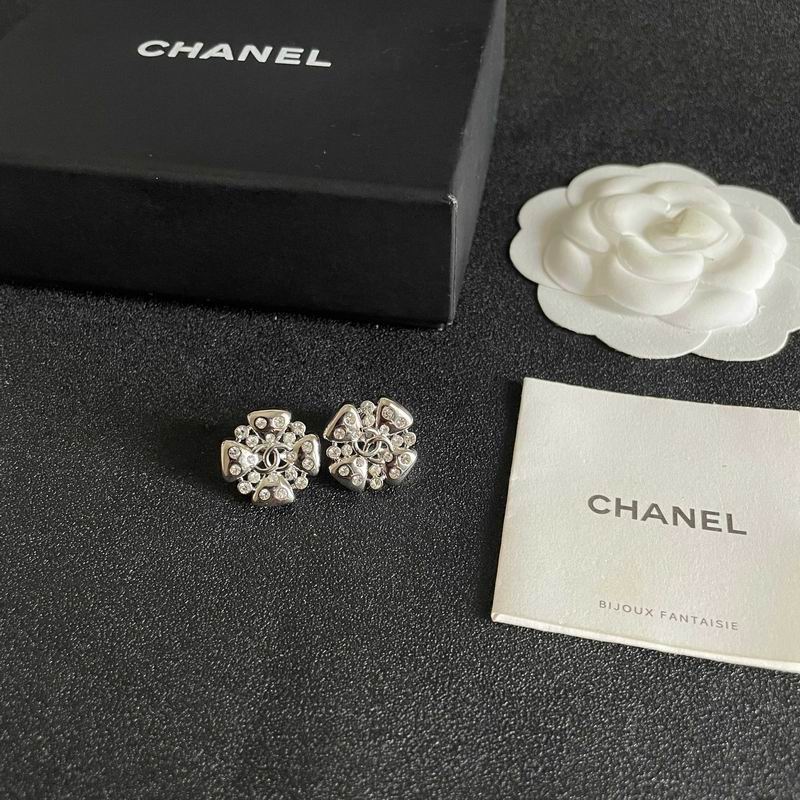 Chanel Earring 06yxs65